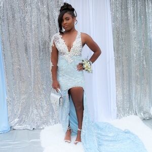 Elegant Blue Prom Dress